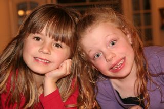 Jaime and Lindsay silly Nov 2007 (4)